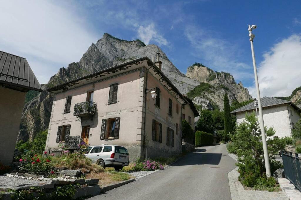 Joli Appartement Confortable Renove Style Cosy Saint-Martin-de-la-Porte 외부 사진